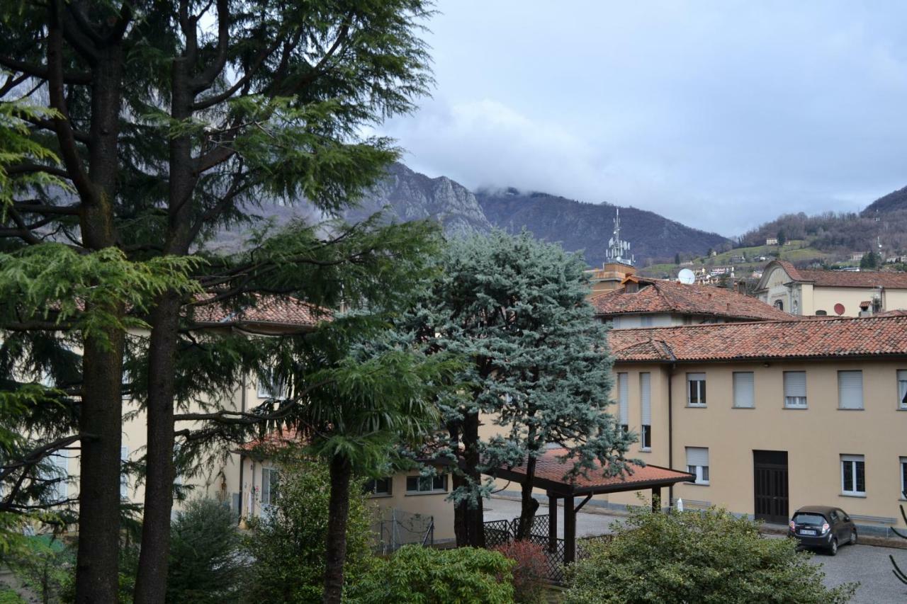 Вилла Casa Del Cedro - Cedar House Лекко Экстерьер фото